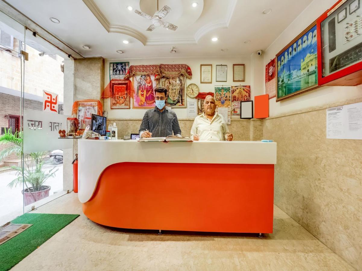 Oyo 75948 Hotel Tushar Continental Új-Delhi Kültér fotó